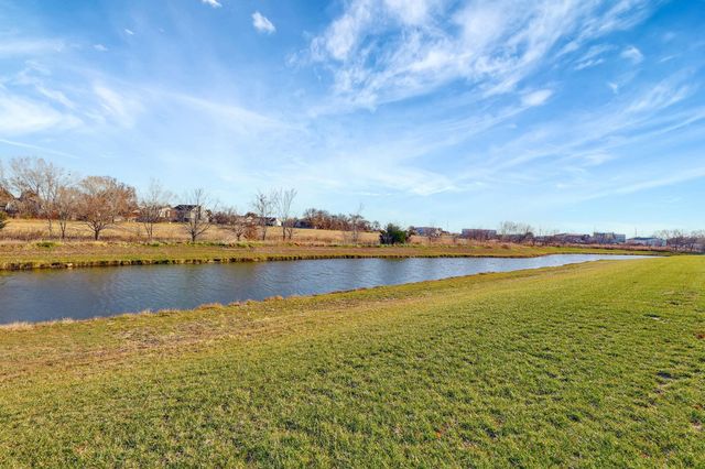 932 N Cloverleaf St, Goddard, KS 67052