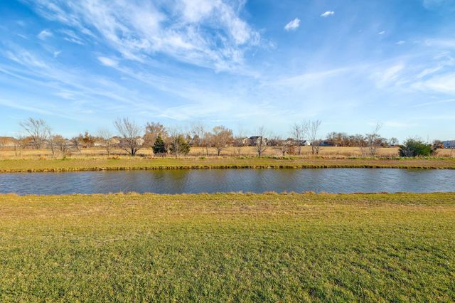 932 N Cloverleaf St, Goddard, KS 67052