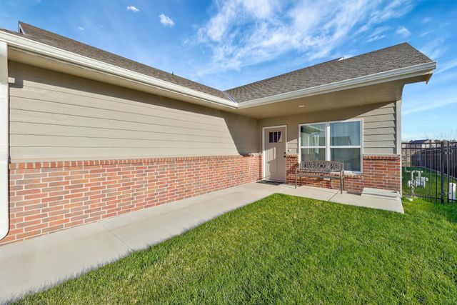 932 N Cloverleaf St, Goddard, KS 67052