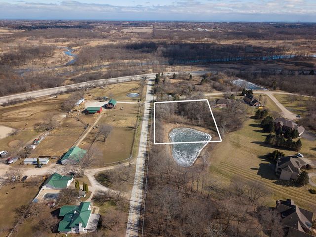 39976 Jonathan Knolls Lane, Wadsworth, IL 60083