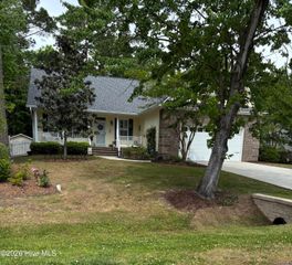 105 Channel Run Drive, New Bern, NC 28562