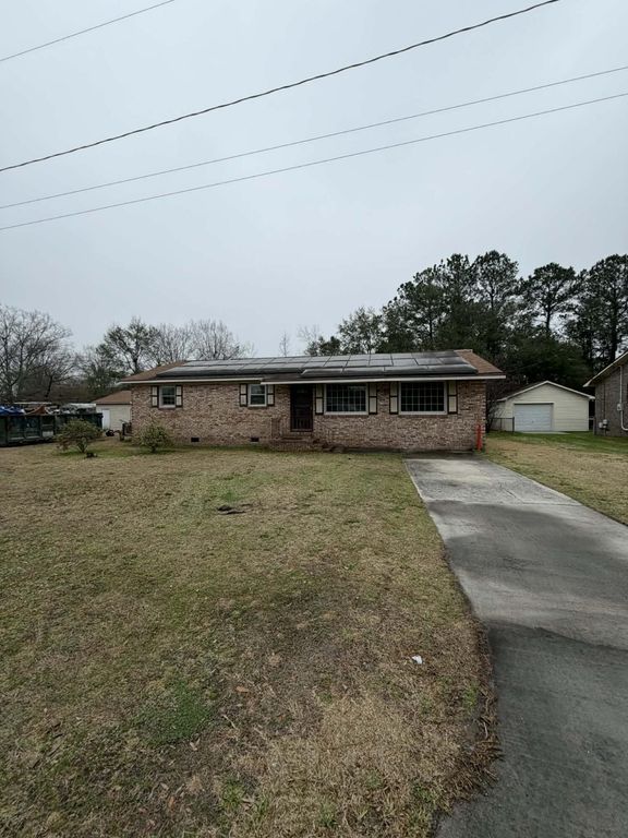 Image 1 of property listing at 3871 Karen Drive, North Charleston, SC 29405