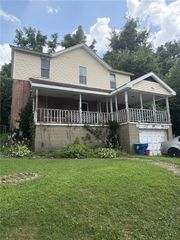 2544 School St, Penn Hills, PA 15235