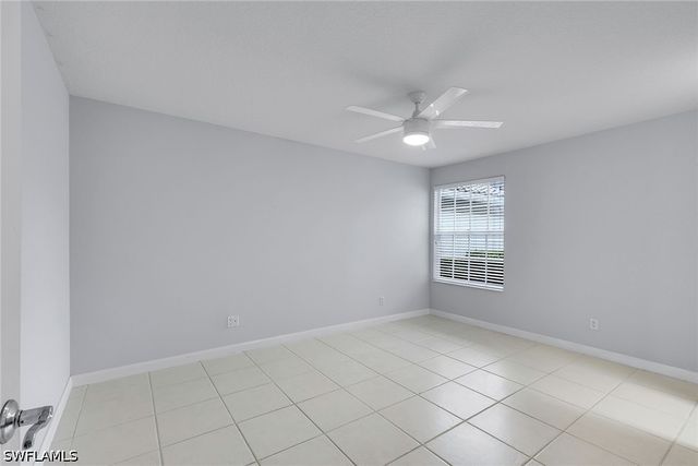 4922 Kingston WAY, Naples, FL 34119
