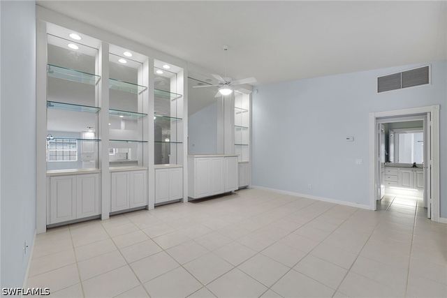 4922 Kingston WAY, Naples, FL 34119
