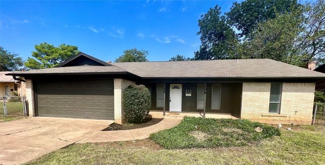 613 E Mustang Street, Crowley, TX 76036