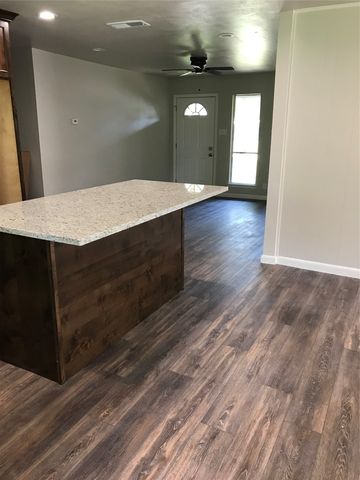 613 E Mustang Street, Crowley, TX 76036