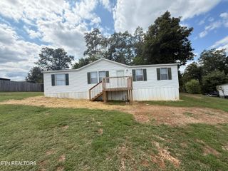 839 BRUNER Rd, Strawberry Plains, TN 37871