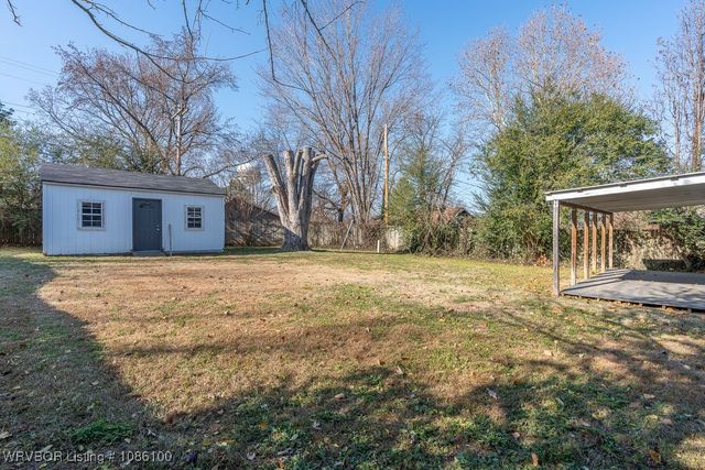 1503 14th Circle, Barling, AR 72923