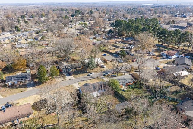 1503 14th Circle, Barling, AR 72923