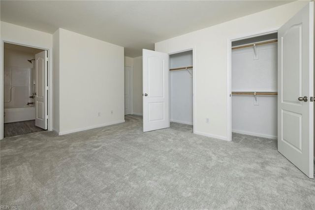 105 Corcoran LN, Suffolk, VA 23434