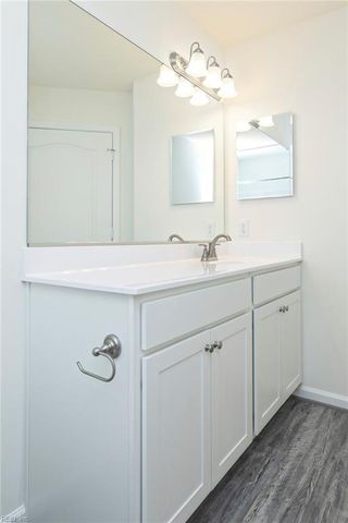 105 Corcoran LN, Suffolk, VA 23434
