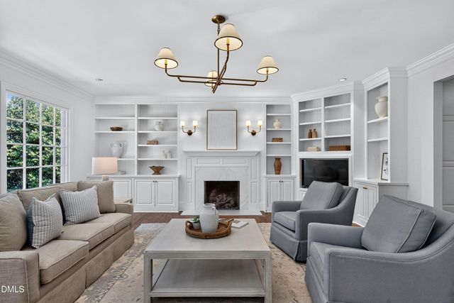 3517 Chaucer Place, Raleigh, NC 27609