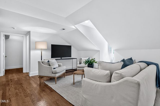 3517 Chaucer Place, Raleigh, NC 27609