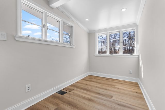 8239 BEACH Drive, Rockford, IL 61103