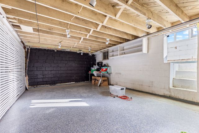 8239 BEACH Drive, Rockford, IL 61103