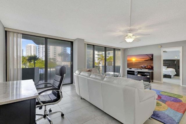 4200 N Ocean Drive 2-201, Singer Island, FL 33404