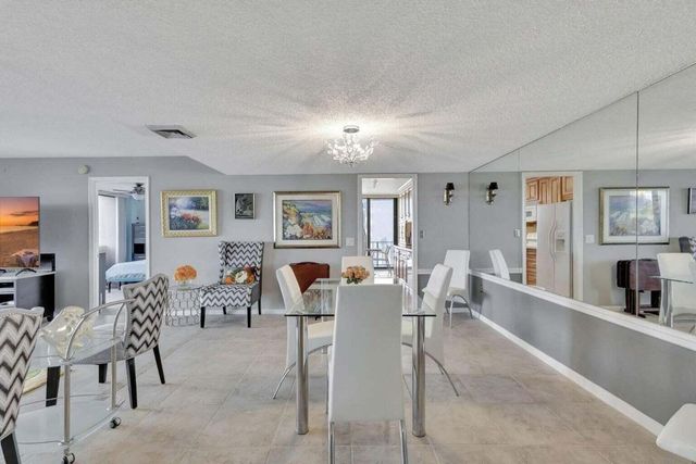 4200 N Ocean Drive 2-201, Singer Island, FL 33404