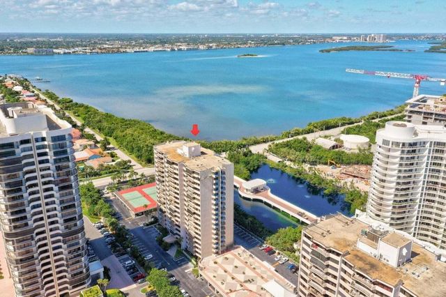 4200 N Ocean Drive 2-201, Singer Island, FL 33404
