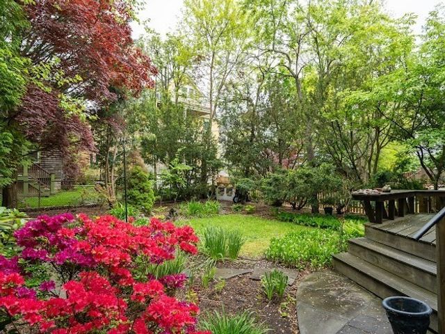 92 Chilton, Cambridge, MA 02138