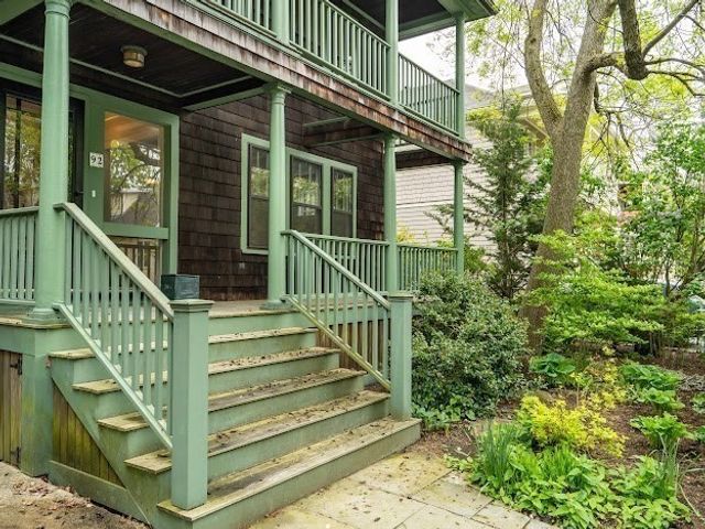 92 Chilton, Cambridge, MA 02138