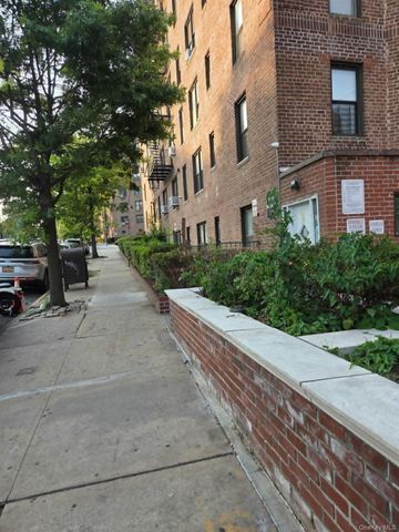 83-75 Woodhaven Boulevard, Woodhaven, NY 11421