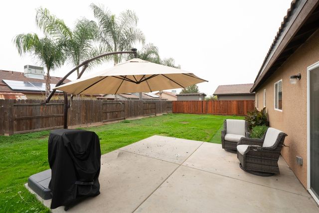 1935 Madison Drive, Madera, CA 93638