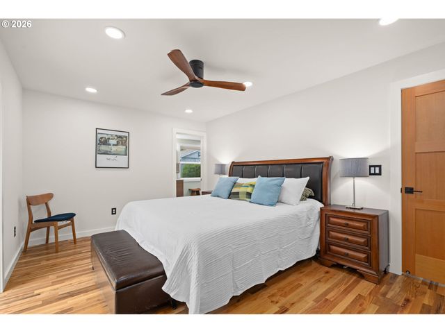 7452 Se 49TH Ave, Portland, OR 97206