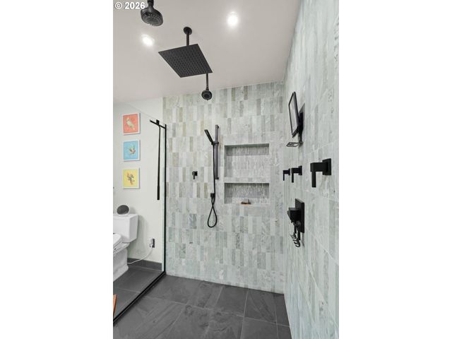 7452 Se 49TH Ave, Portland, OR 97206