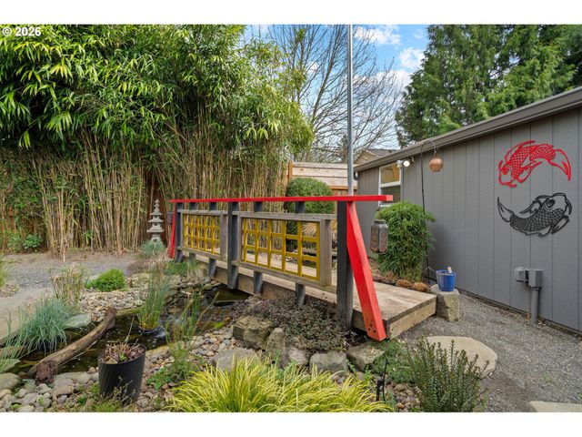 7452 Se 49TH Ave, Portland, OR 97206