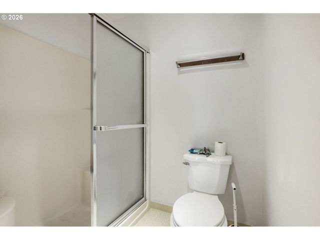 5900 Se 83rd Ave, Portland, OR 97266