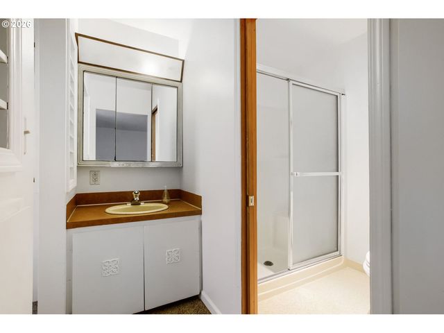 5900 Se 83rd Ave, Portland, OR 97266