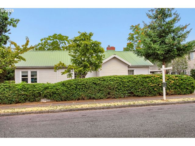 5900 Se 83rd Ave, Portland, OR 97266