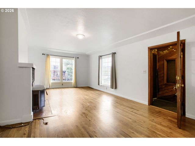 5900 Se 83rd Ave, Portland, OR 97266