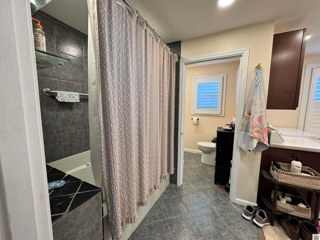 506 Oaklawn, Paducah, KY 42003