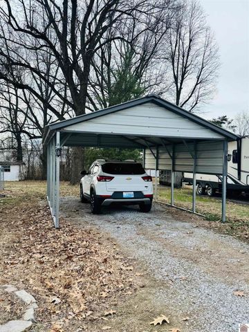 506 Oaklawn, Paducah, KY 42003