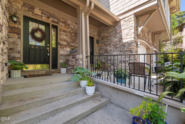 4521 Crab Creek Drive 201, Raleigh, NC 27612