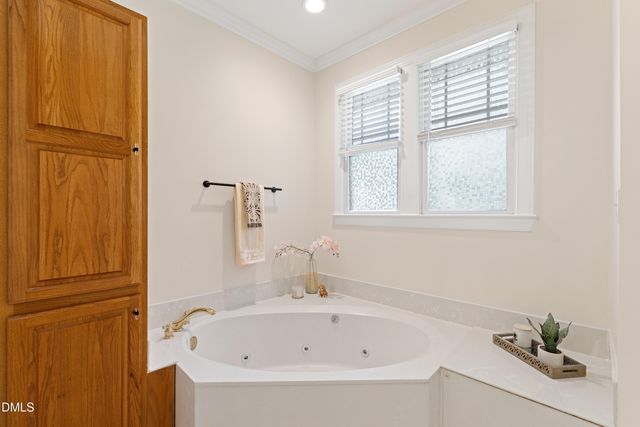 4521 Crab Creek Drive 201, Raleigh, NC 27612