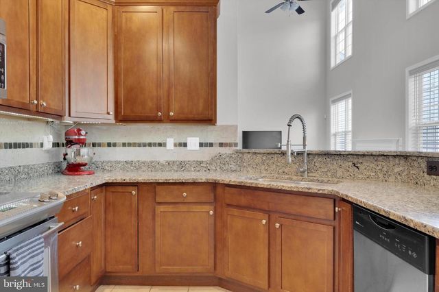 6408 HEDGEWICK CT, La Plata, MD 20646