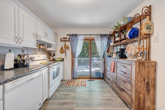 919 Halifax CIR, Vinton, VA 24179