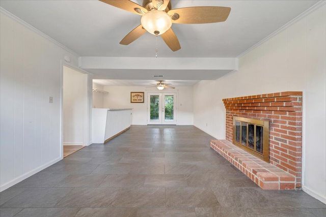919 Halifax CIR, Vinton, VA 24179