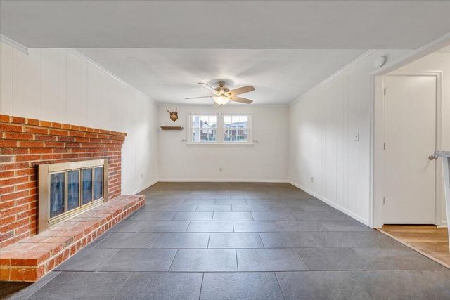 919 Halifax CIR, Vinton, VA 24179