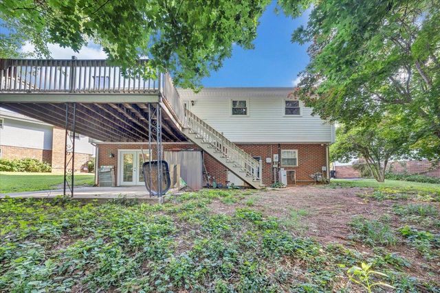 919 Halifax CIR, Vinton, VA 24179