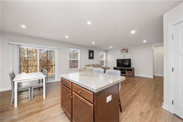 133 W Spring Drive, Elyria, OH 44035