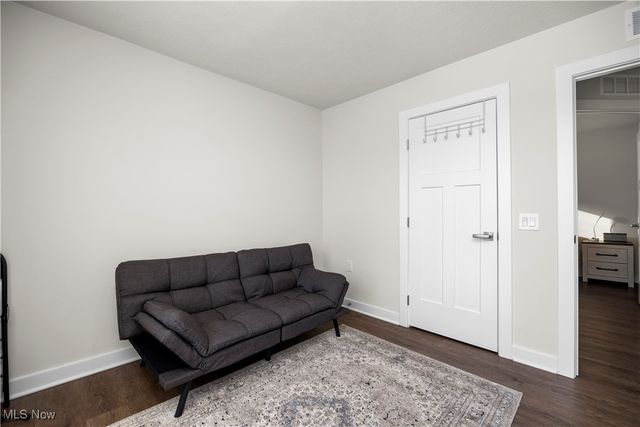 133 W Spring Drive, Elyria, OH 44035