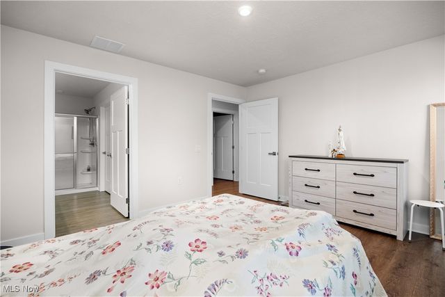 133 W Spring Drive, Elyria, OH 44035