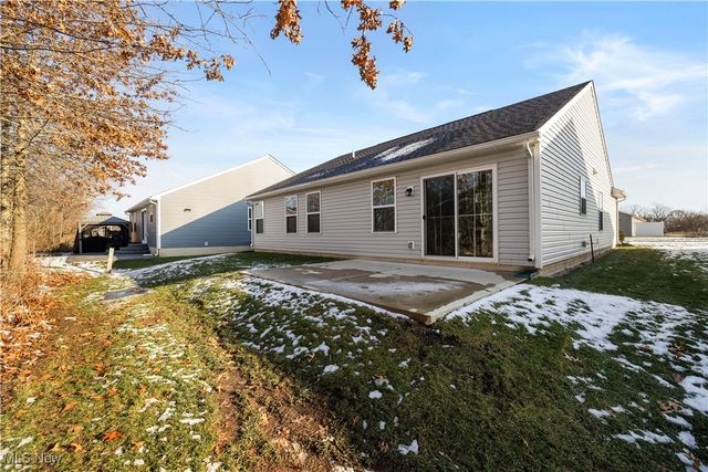 133 W Spring Drive, Elyria, OH 44035
