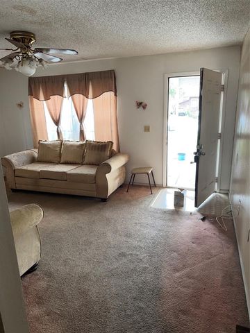 4710 8TH AVENUE S, St Petersburg, FL 33711