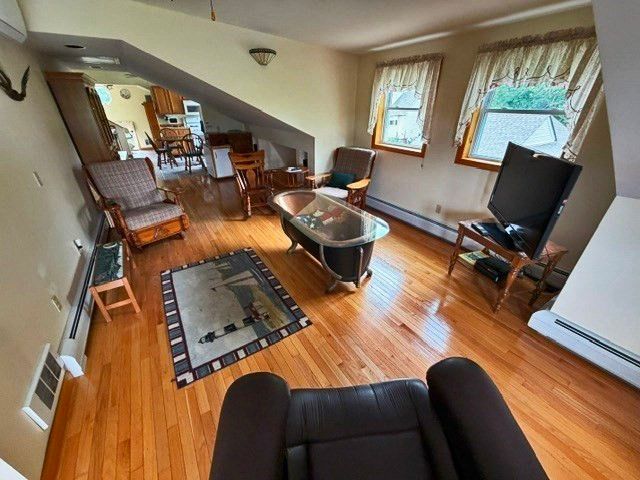 132 Cross Path Road, Northampton, MA 01060