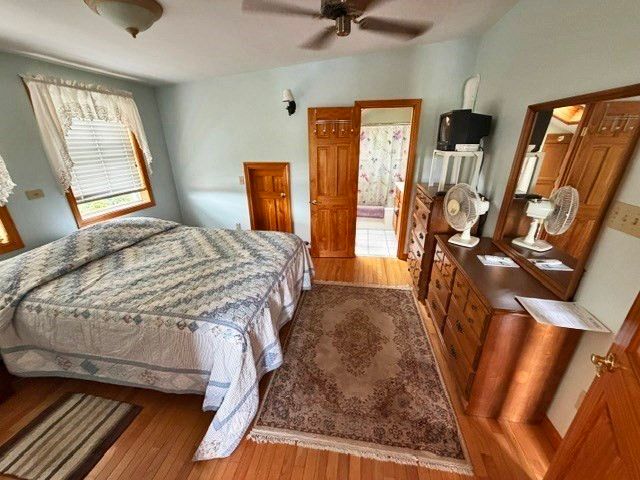 132 Cross Path Road, Northampton, MA 01060